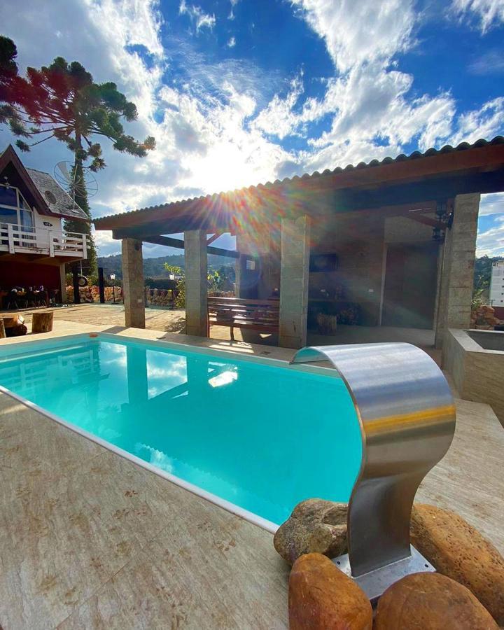 ホテル Campos House Campos do Jordão エクステリア 写真