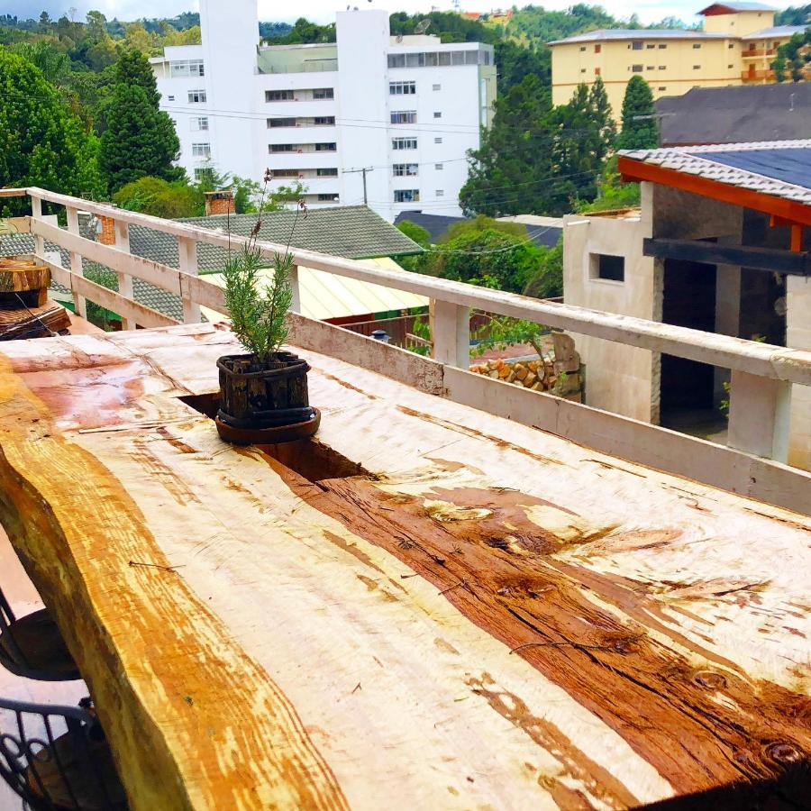 ホテル Campos House Campos do Jordão エクステリア 写真