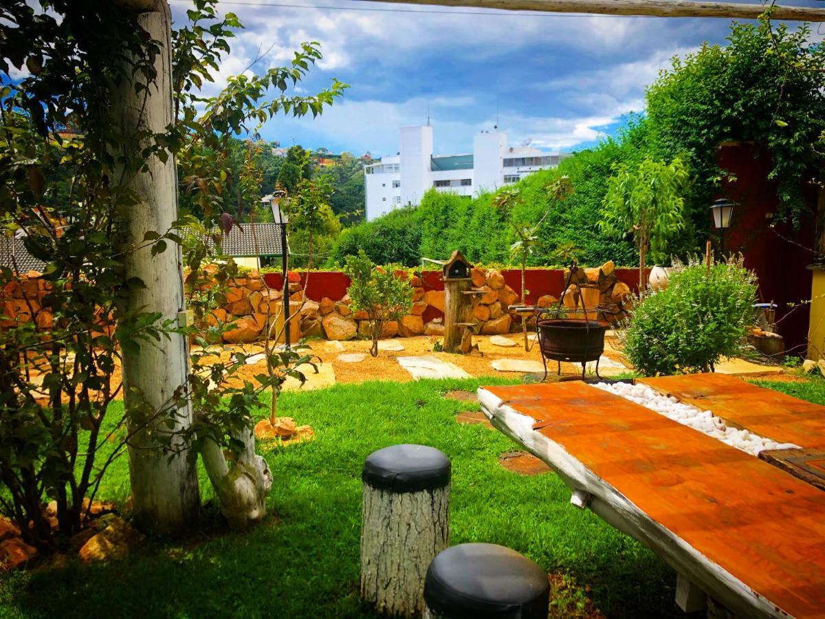 ホテル Campos House Campos do Jordão エクステリア 写真