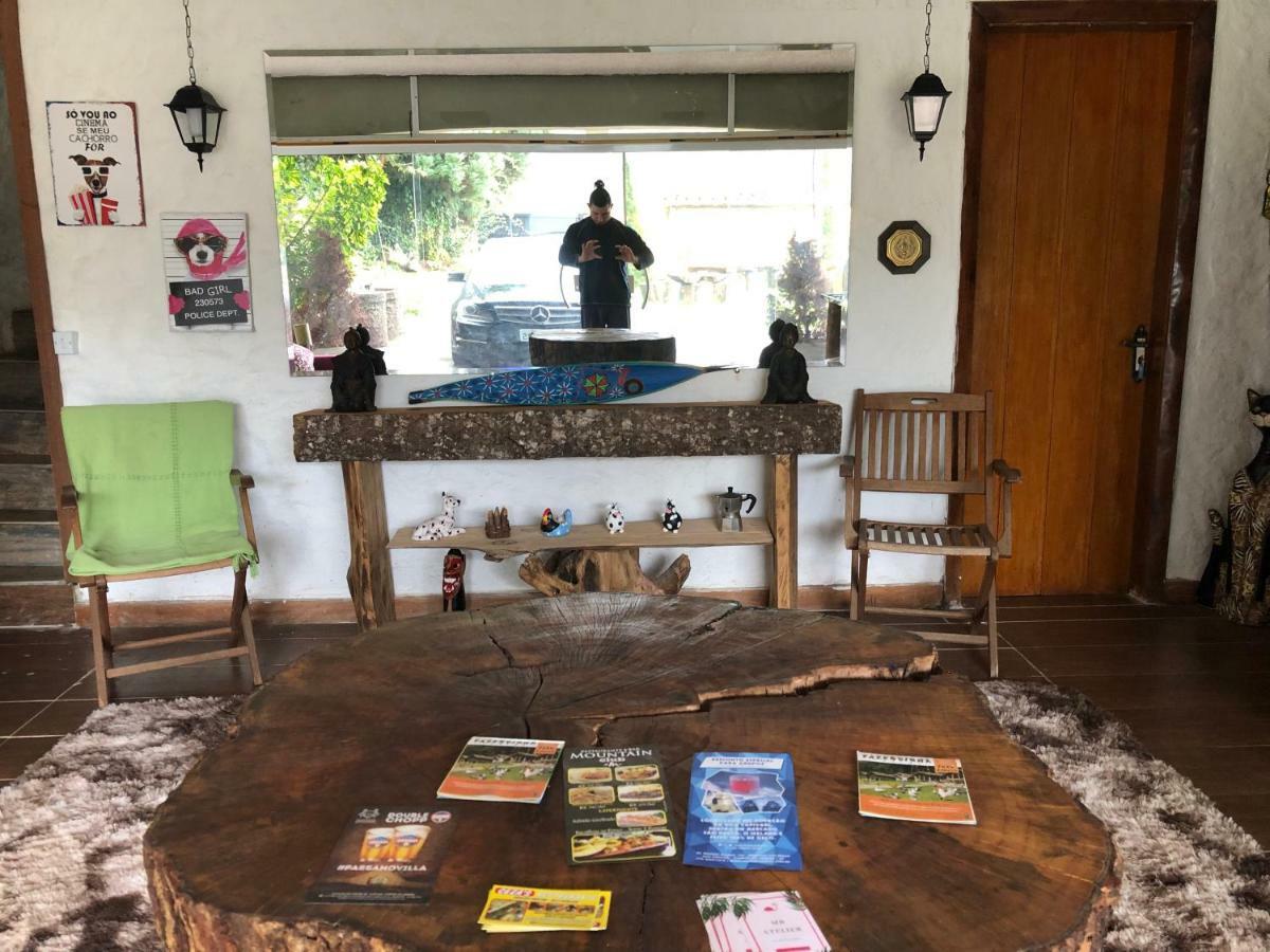 ホテル Campos House Campos do Jordão エクステリア 写真