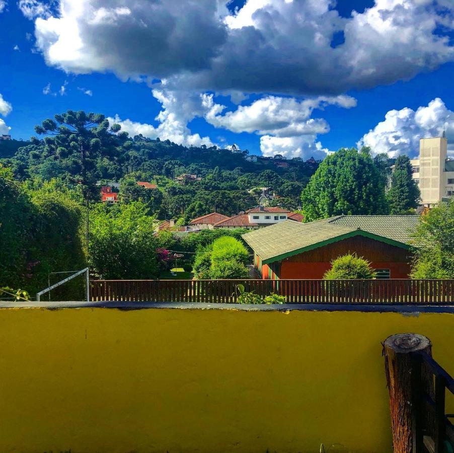 ホテル Campos House Campos do Jordão エクステリア 写真