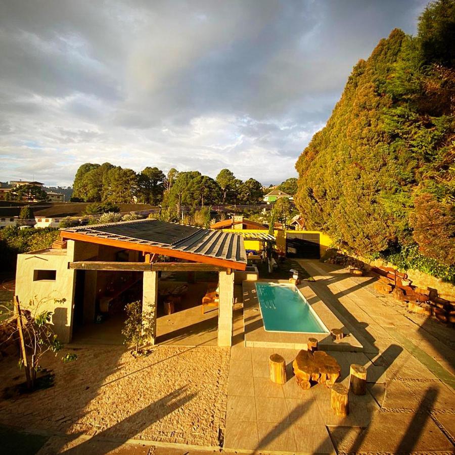 ホテル Campos House Campos do Jordão エクステリア 写真