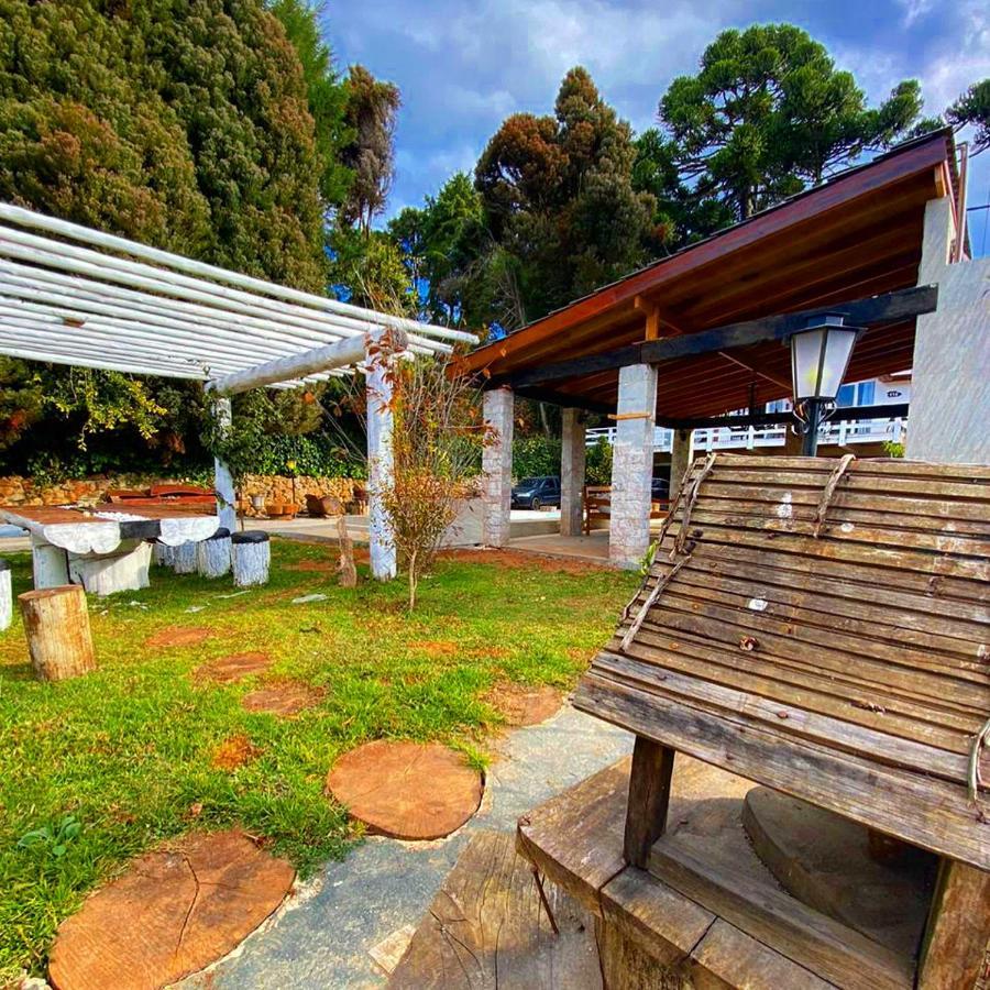 ホテル Campos House Campos do Jordão エクステリア 写真