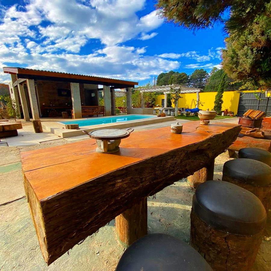 ホテル Campos House Campos do Jordão エクステリア 写真